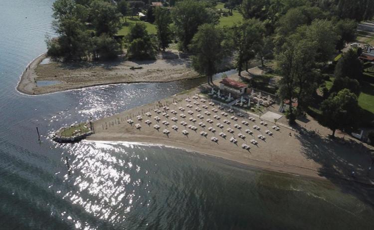 Appartamento Al Lago Lesa Extérieur photo